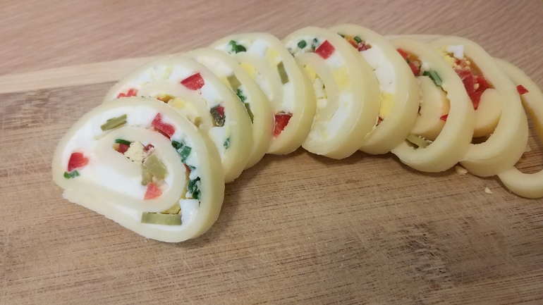 Сырный рулет